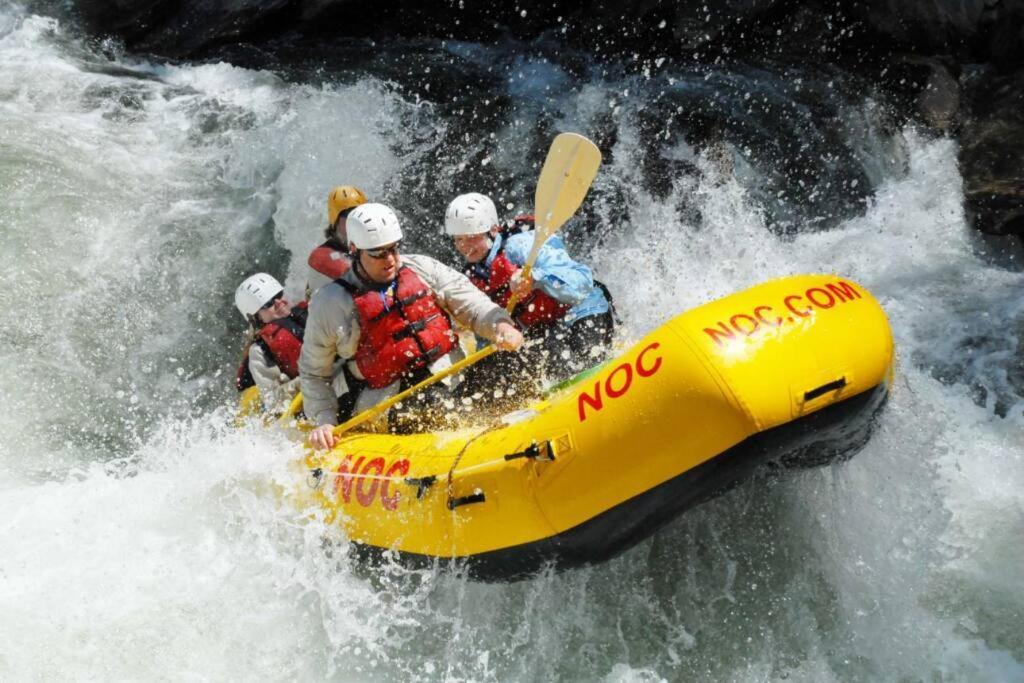 Honeymoon Getaway In Woods Near Noc And Smoky Mtn Rr Villa Брайсън Сити Екстериор снимка