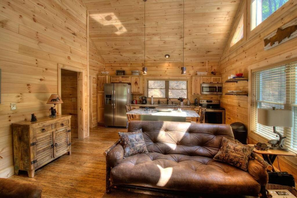 Honeymoon Getaway In Woods Near Noc And Smoky Mtn Rr Villa Брайсън Сити Екстериор снимка
